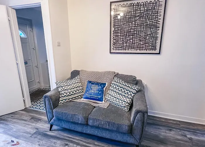 Staybynumbers - Belfast City Centre & Parking